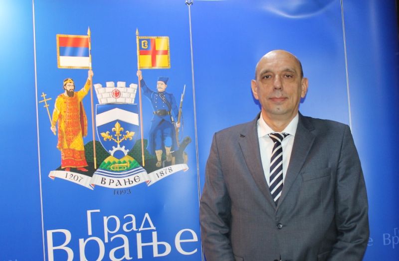 Горан Младеновић